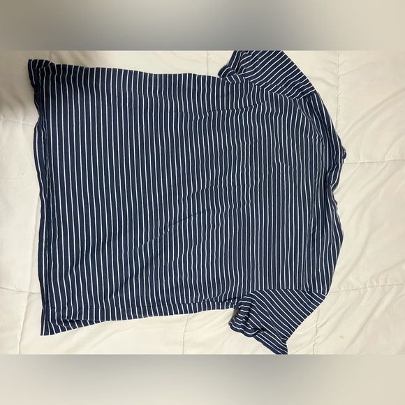 Blue and white striped shirt, brand new, light - Picture 4 of 4